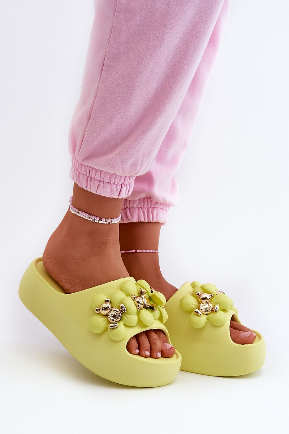  Şlapi model 198597 Step in style 