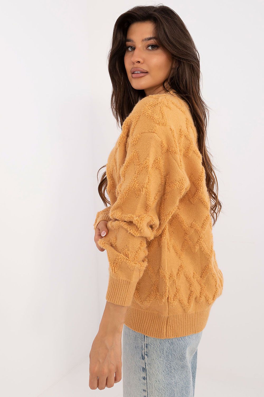  Pulover model 199428 AT 