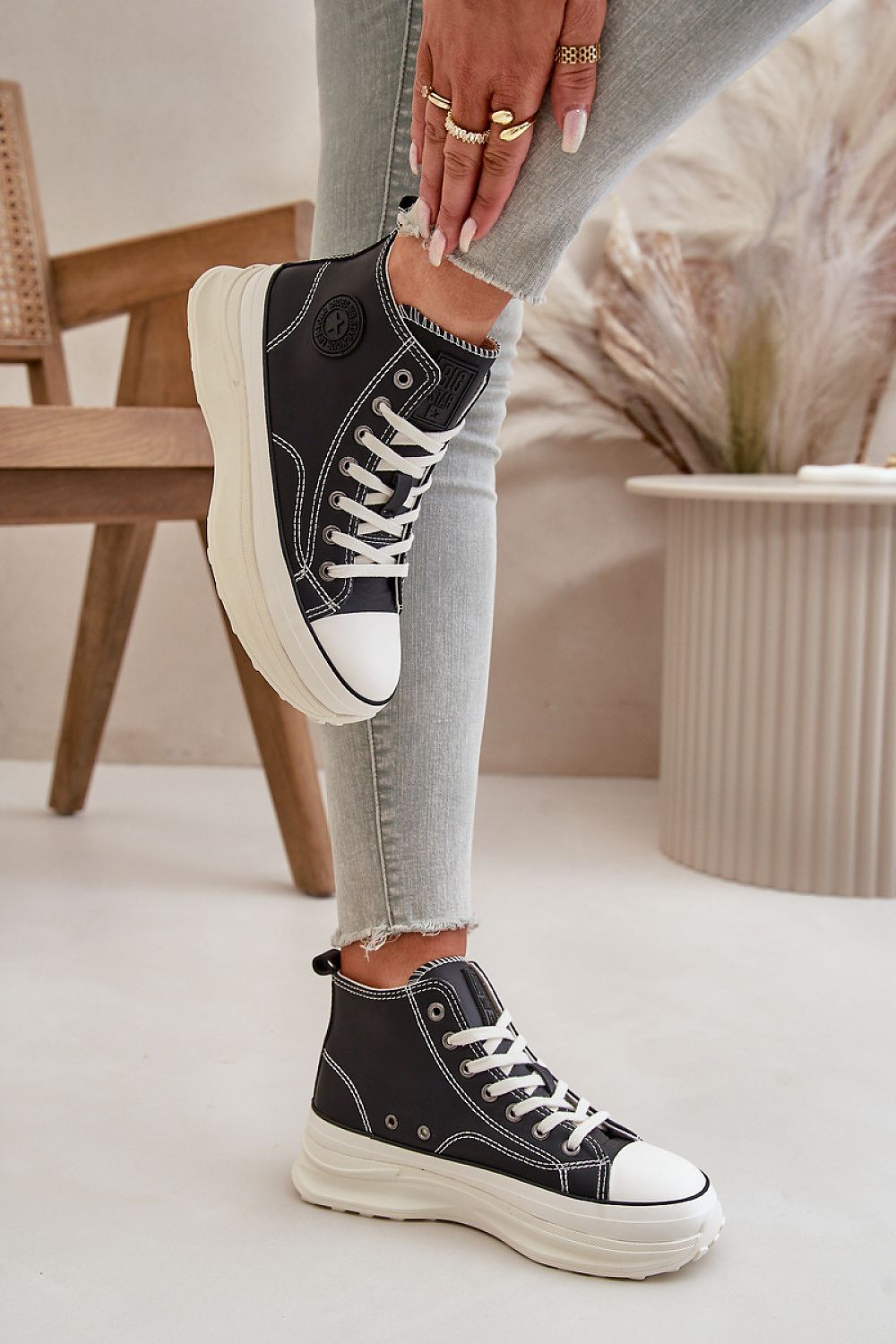  Tenişi model 199907 Step in style 