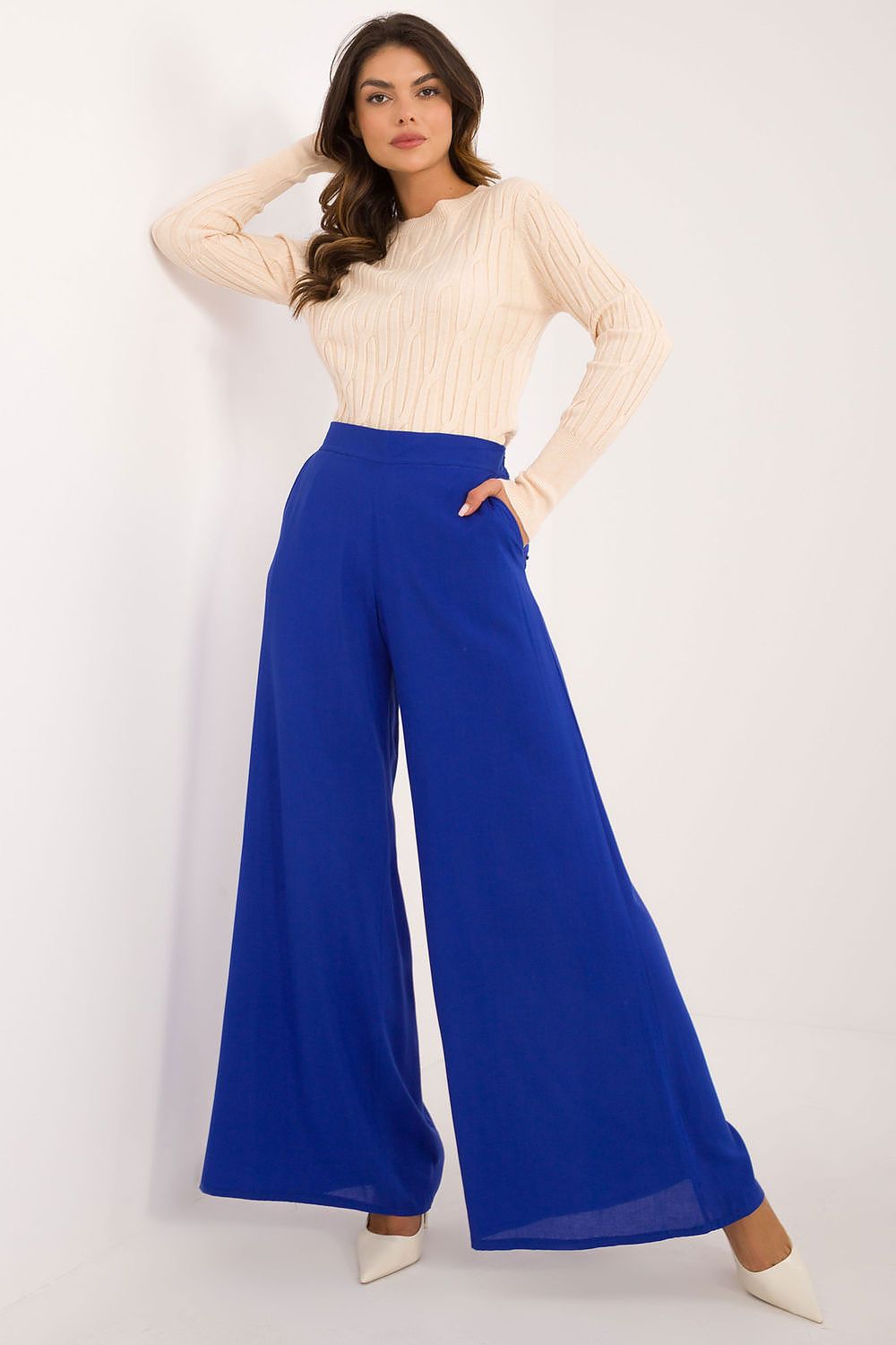  Pulover model 200193 AT 