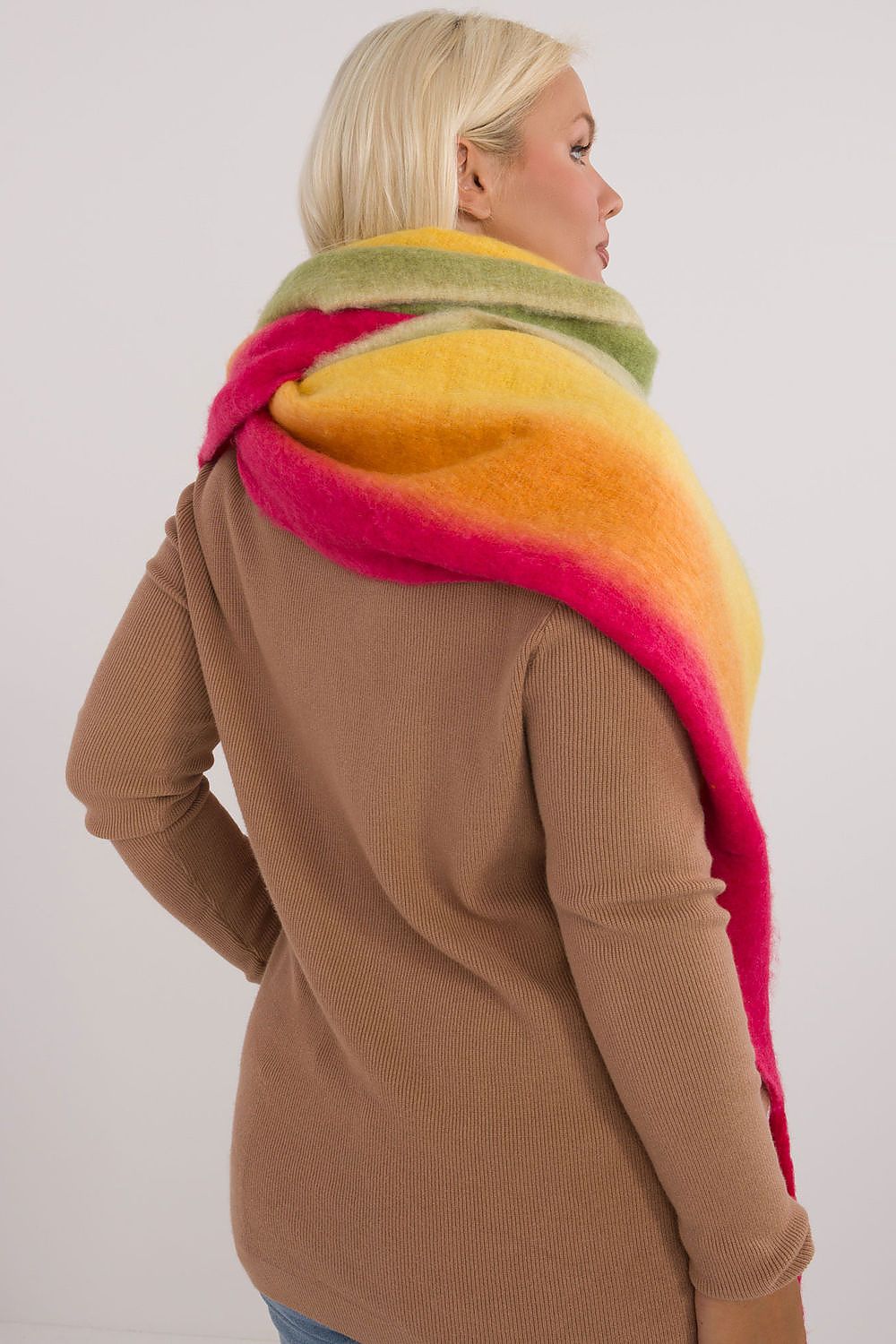  Şal model 200285 AT 
