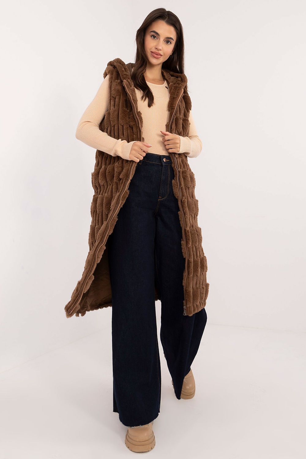  Vestă model 200522 AT 