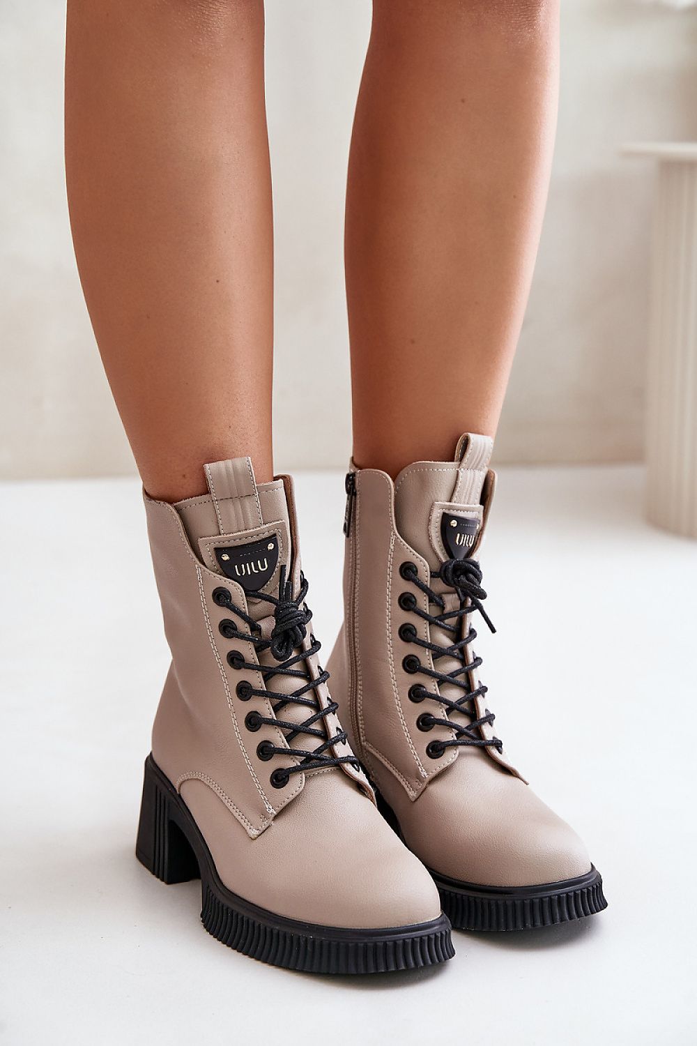  Botine cu toc model 201012 Step in style 