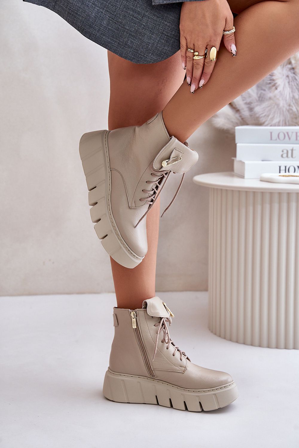  Botine cu talpă tip pană model 201184 Step in style 