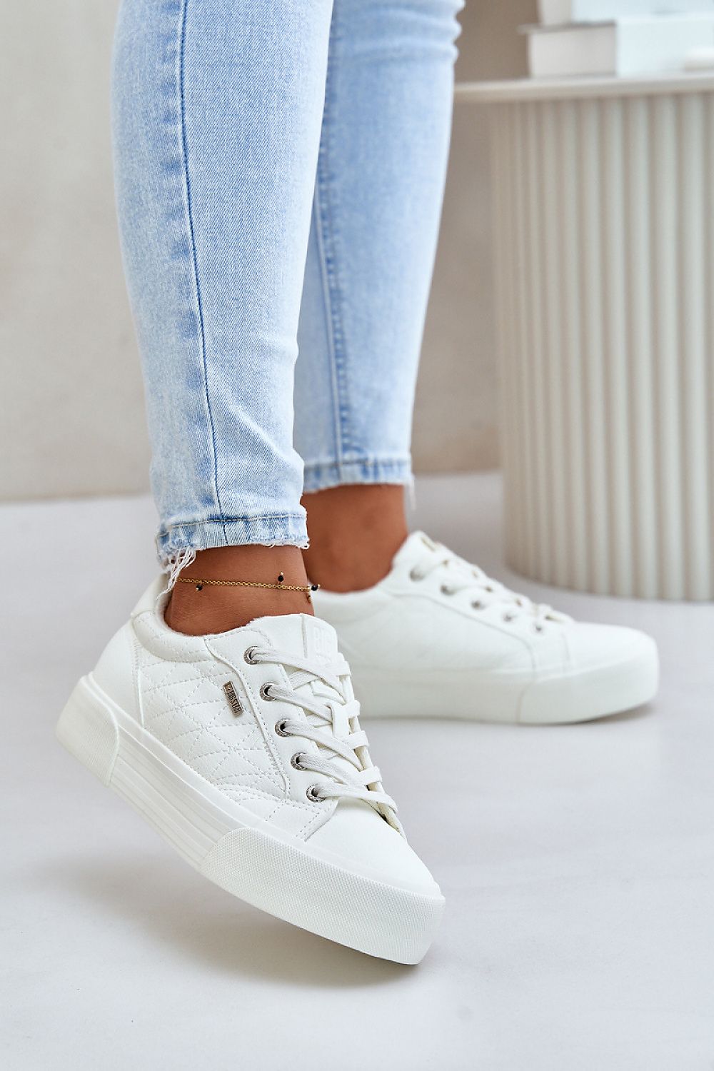  Tenişi model 201717 Step in style 