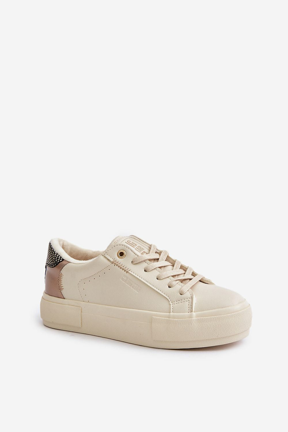  Tenişi model 201720 Step in style 