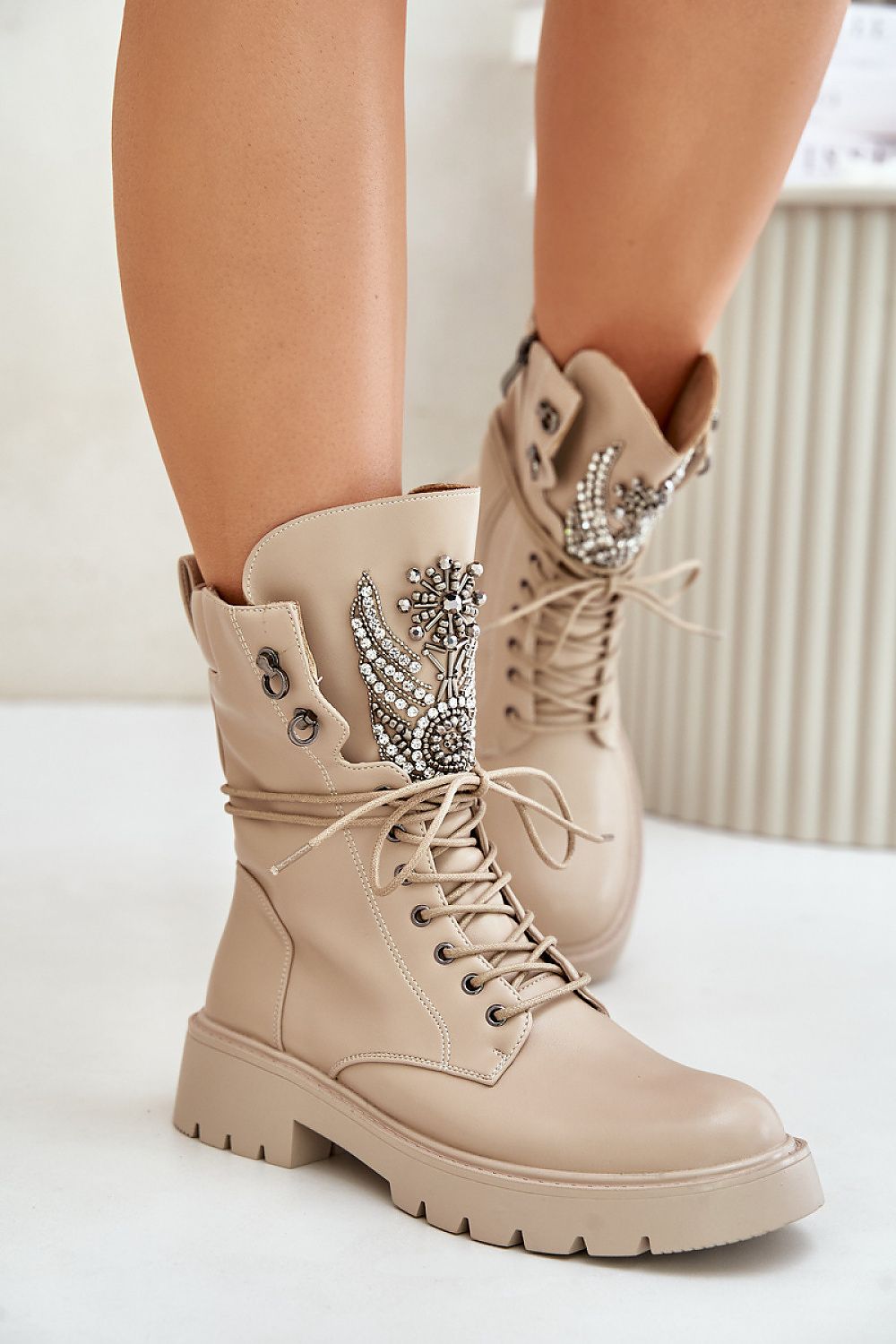  Ghete model 202050 Step in style 