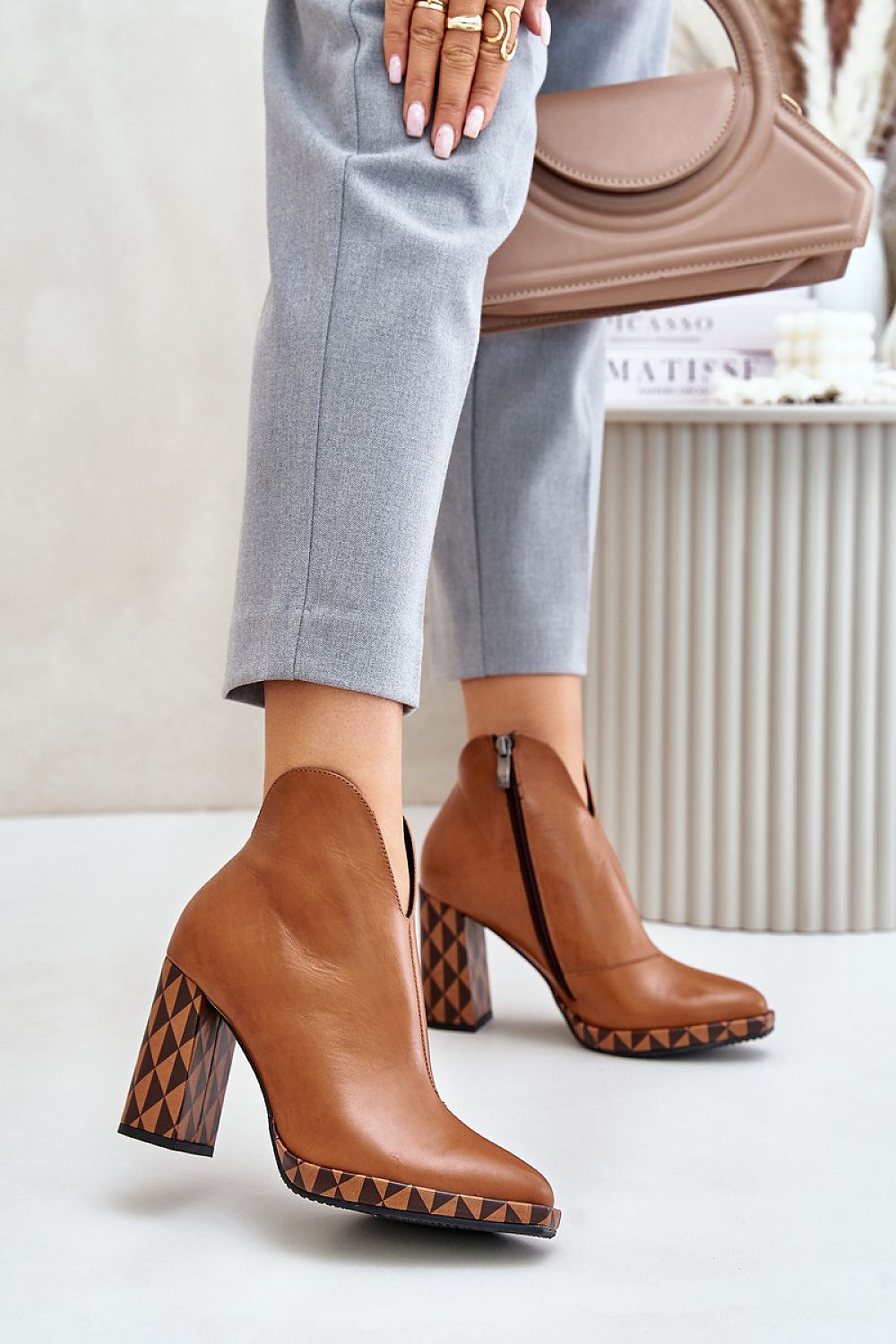  Botine cu toc model 202122 Step in style 