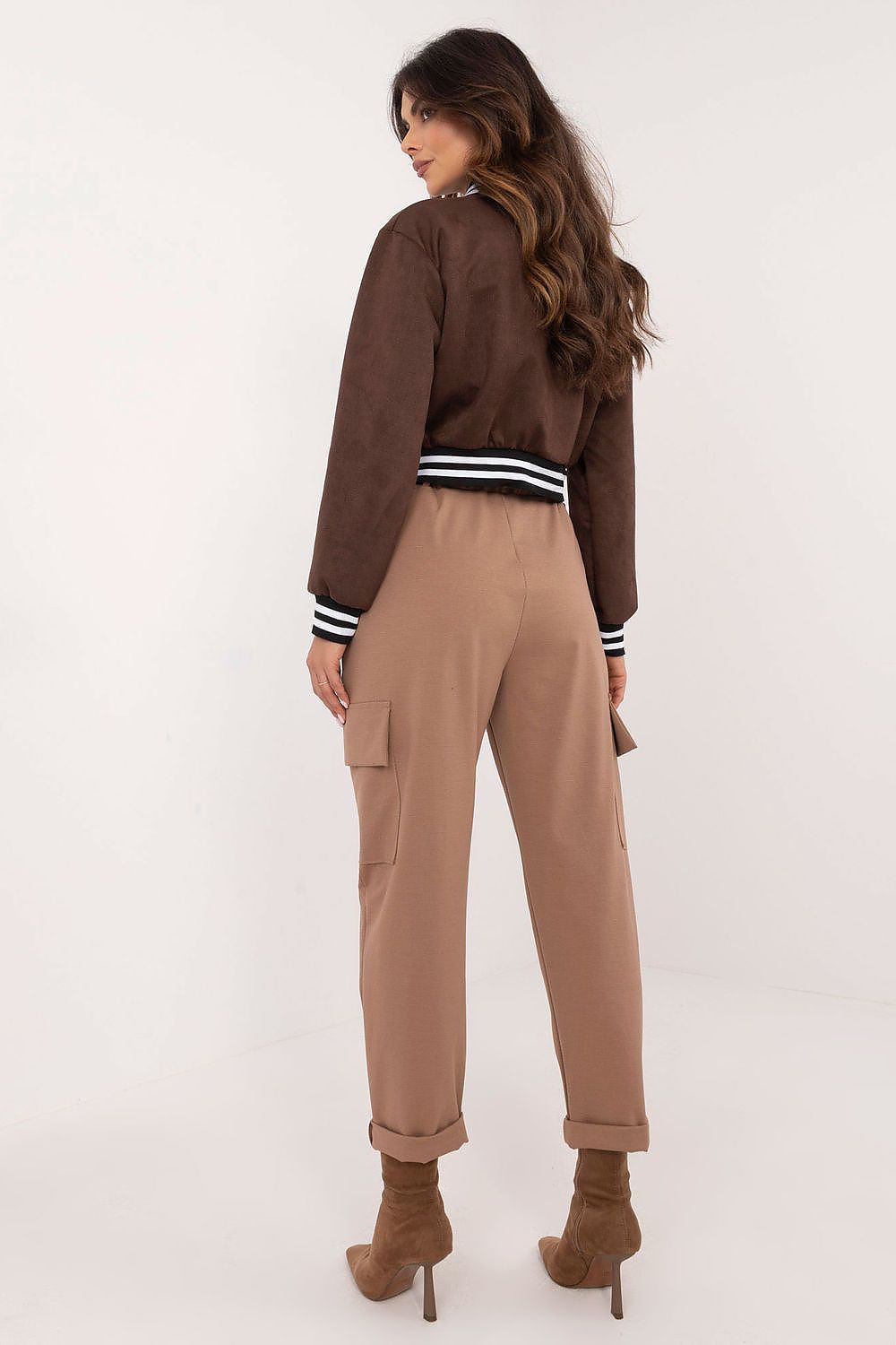  Pantaloni de damă model 202304 Och Bella 