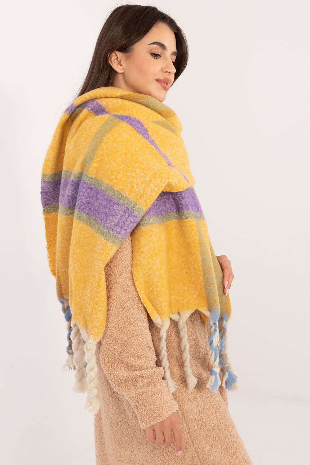  Şal model 202574 AT 