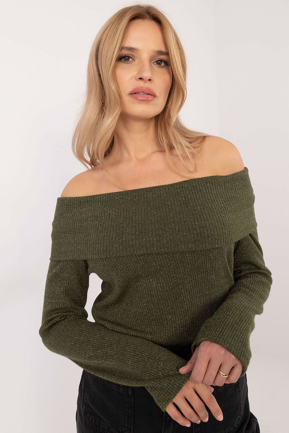  Pulover model 202748 Italy Moda 