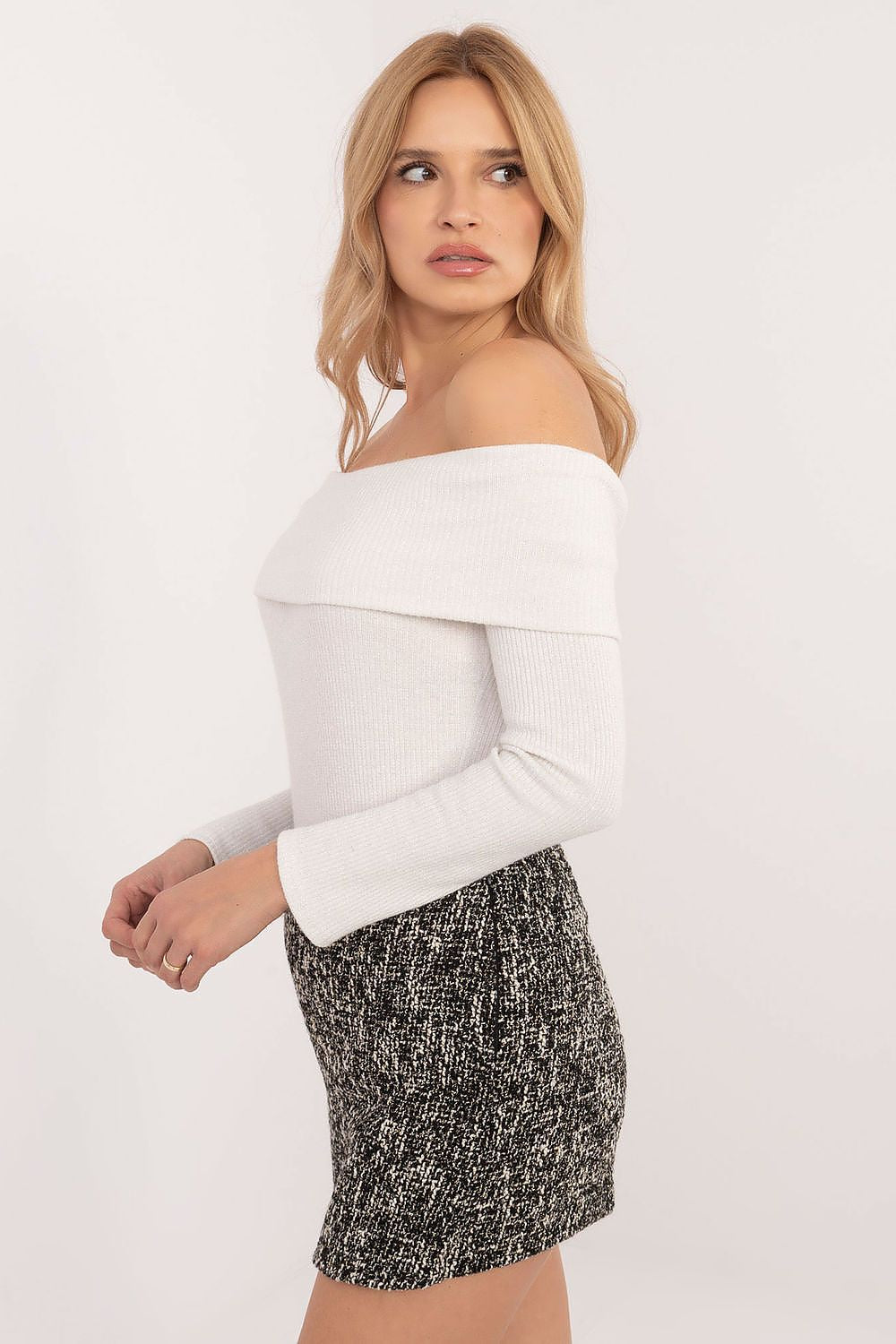  Pulover model 202749 Italy Moda 