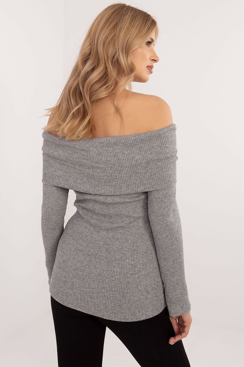  Pulover model 202751 Italy Moda 