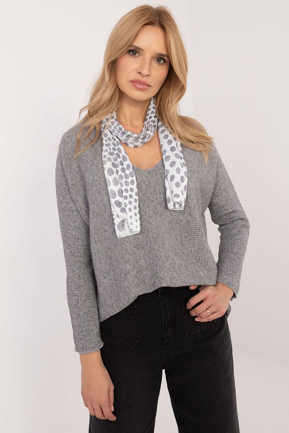  Pulover model 202905 Italy Moda 