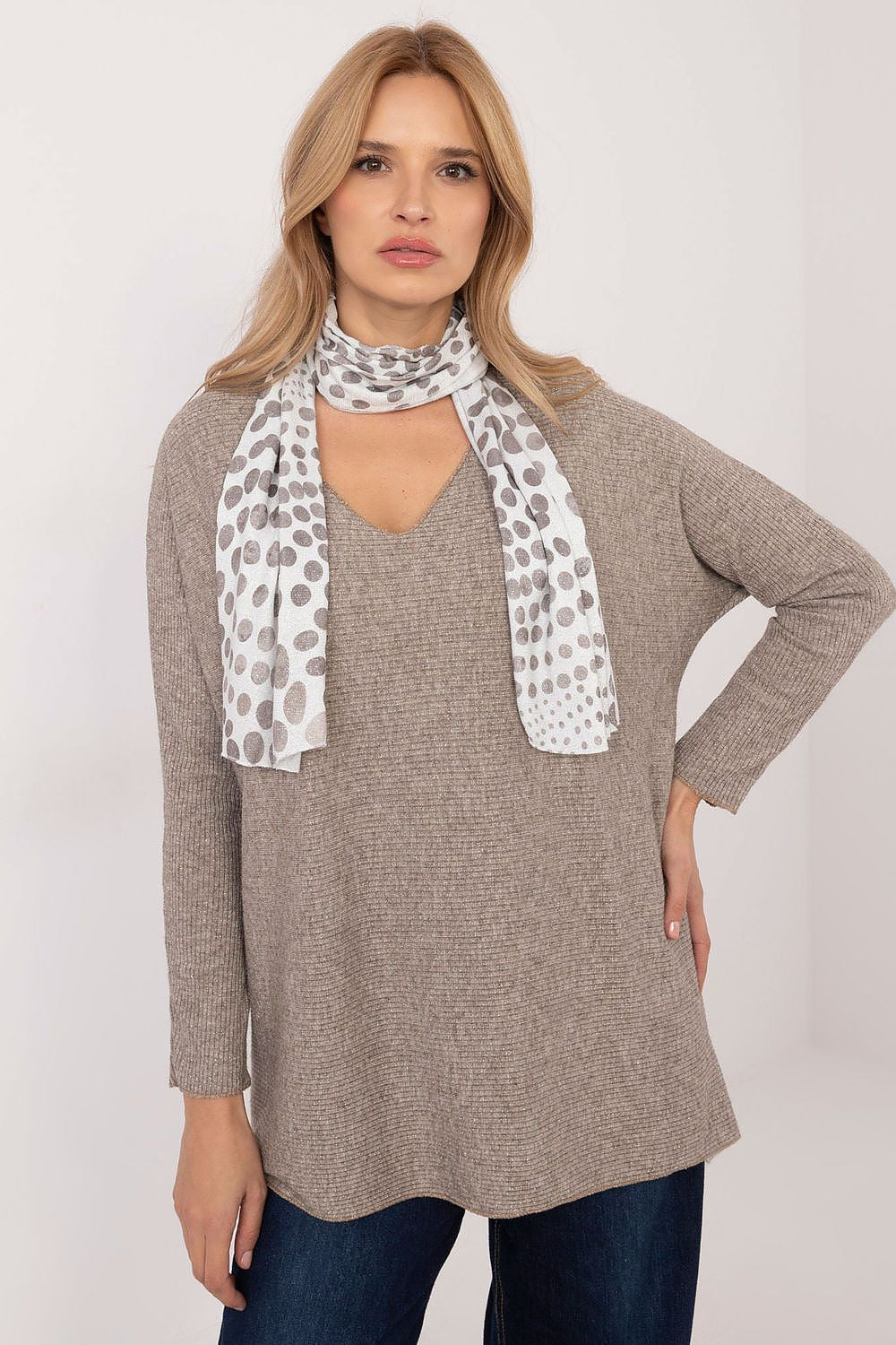  Pulover model 202906 Italy Moda 