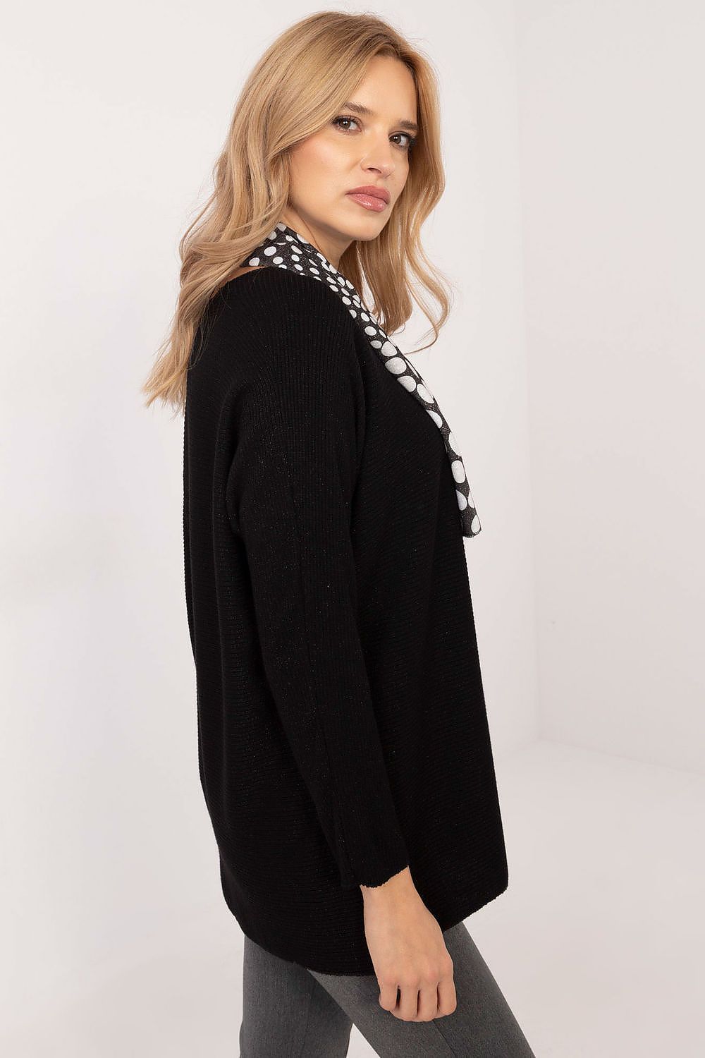  Pulover model 202908 Italy Moda 