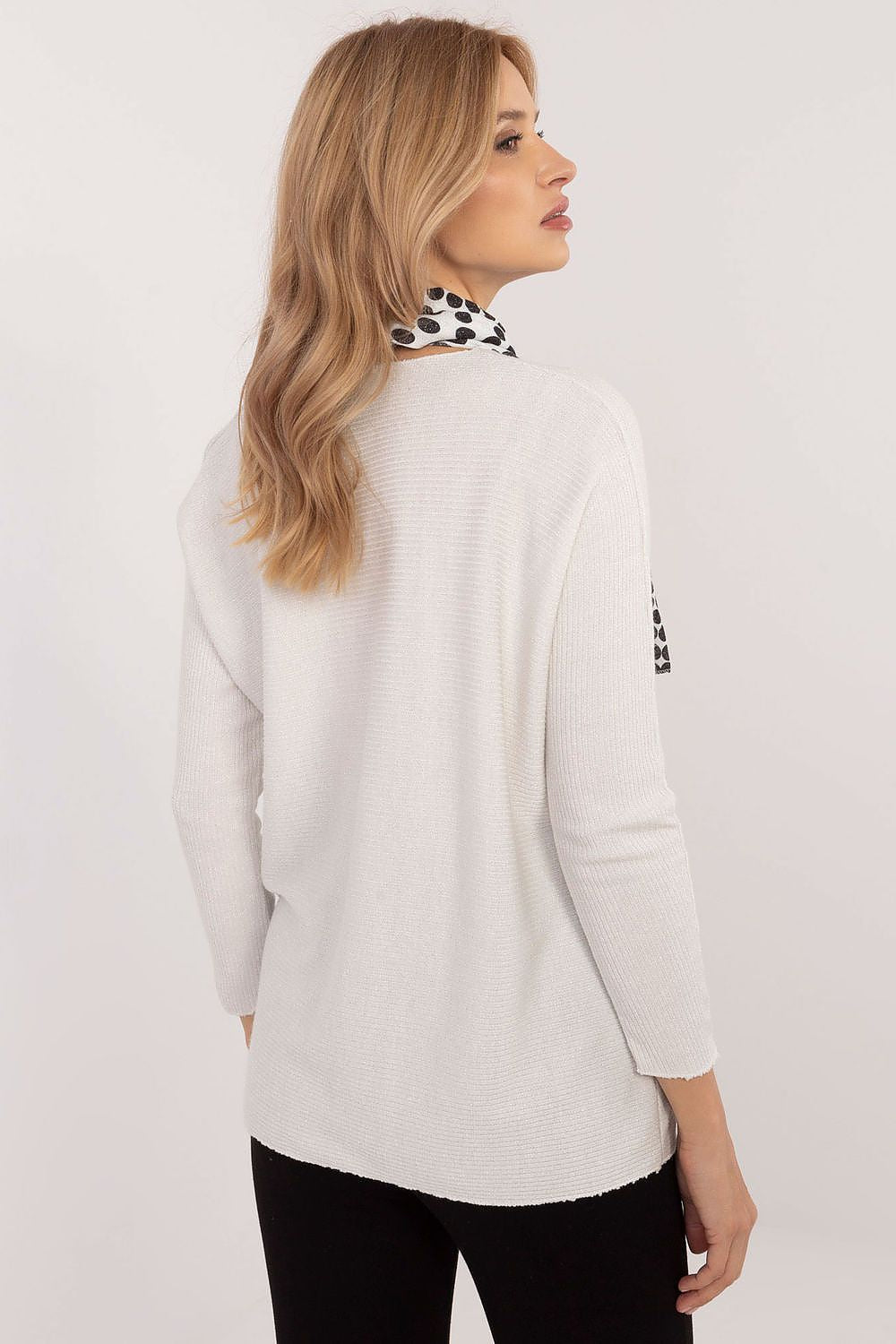  Pulover model 202909 Italy Moda 