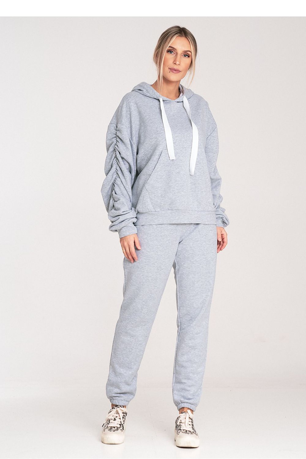  Pantaloni de trening model 203129 Figl 