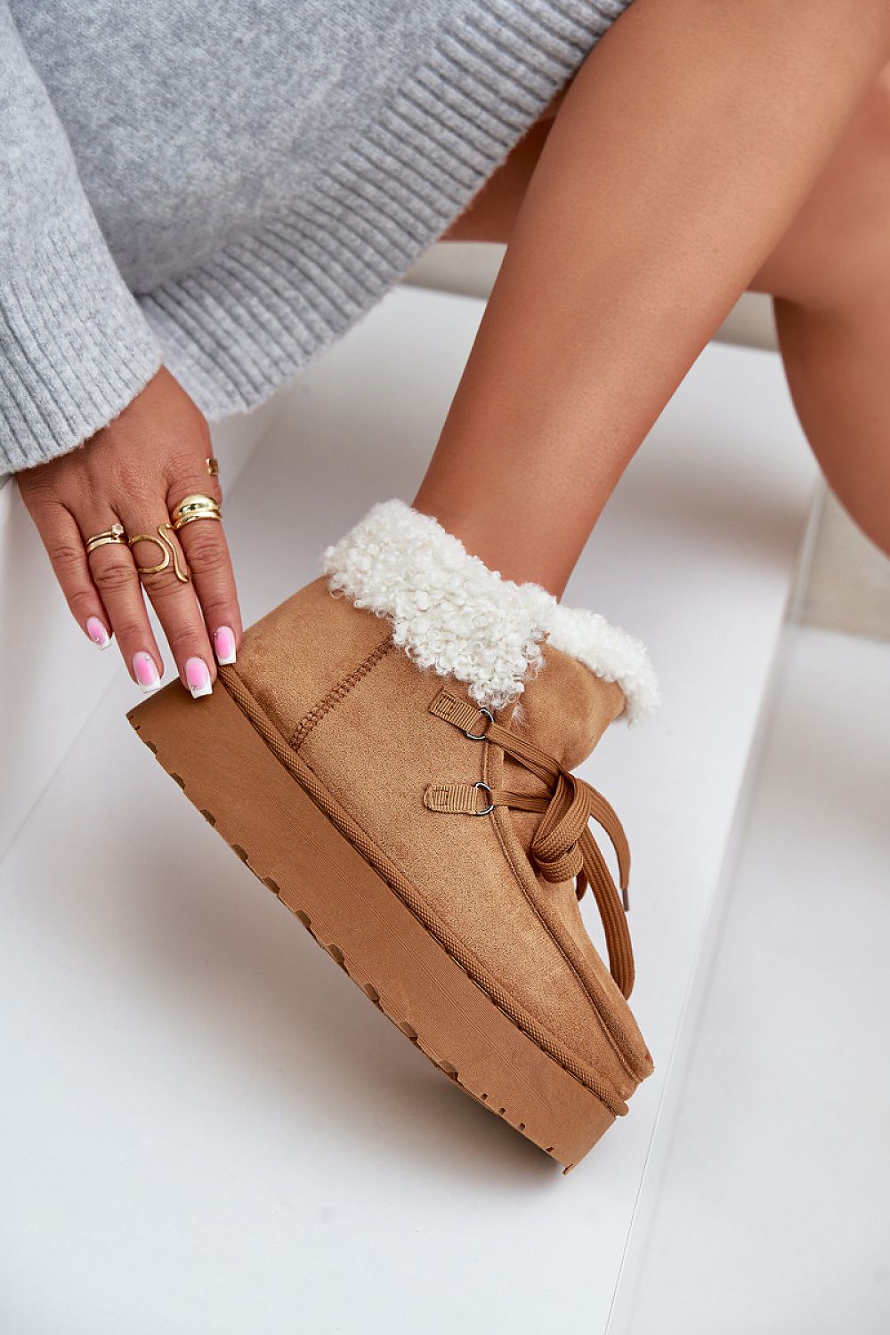 Moon boots model 203564 Step in style 