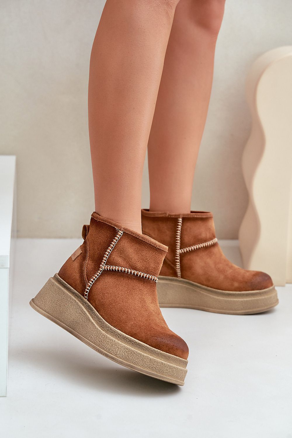  Moon boots model 203580 Step in style 