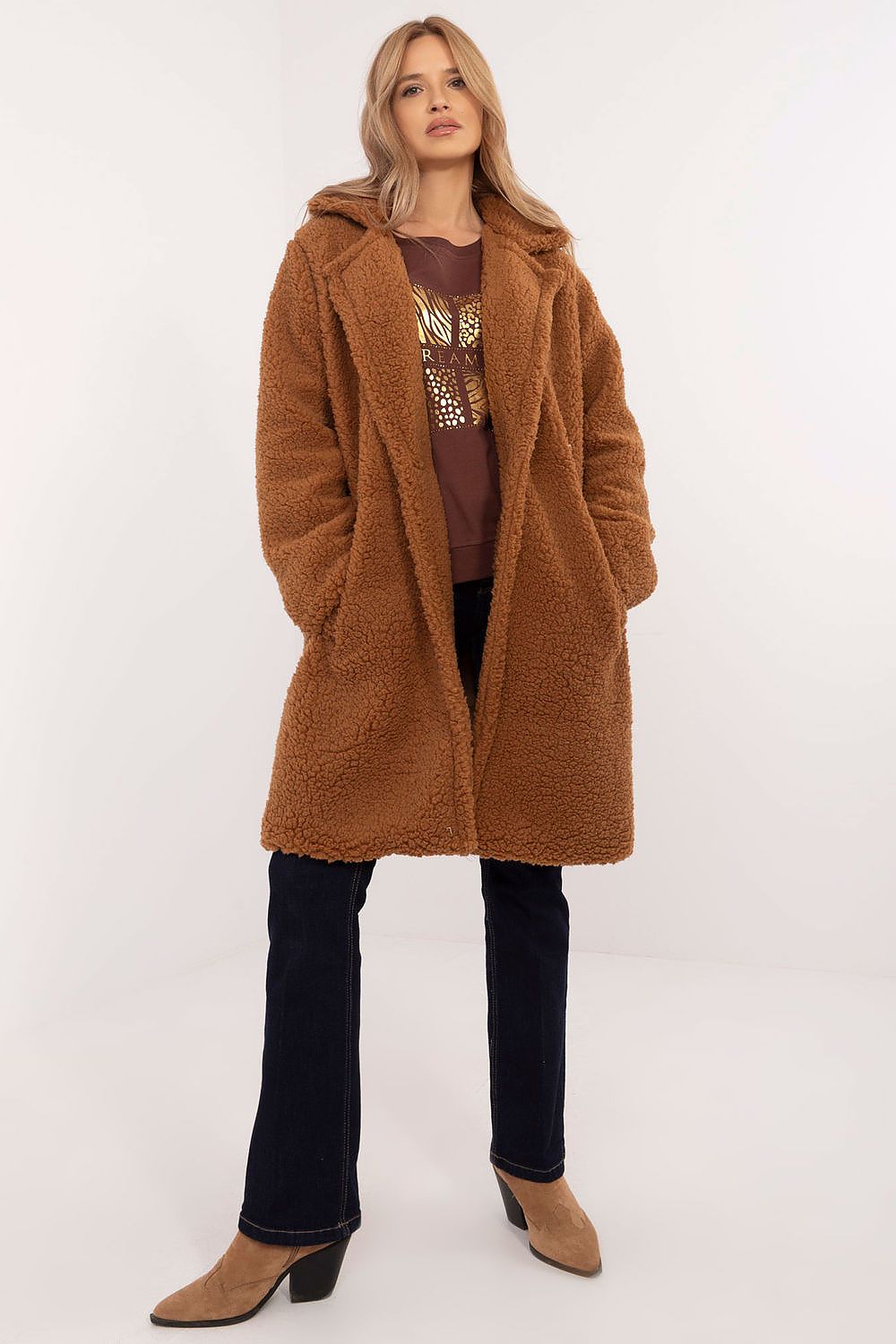  Palton model 203740 Italy Moda 