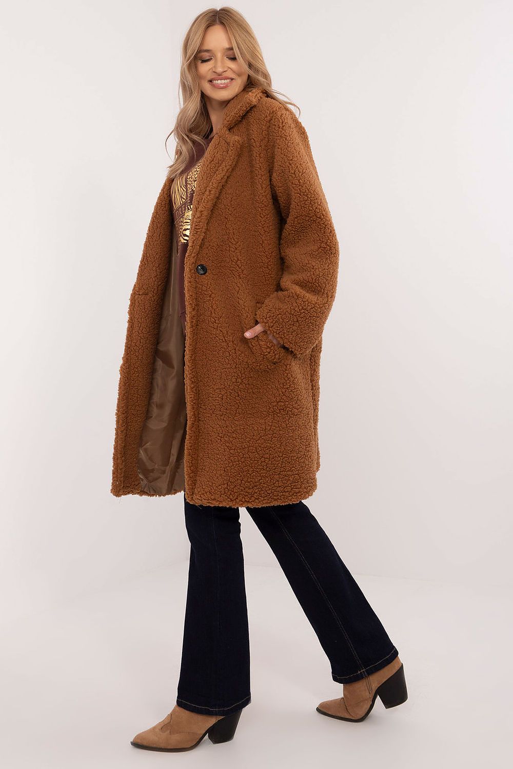  Palton model 203740 Italy Moda 