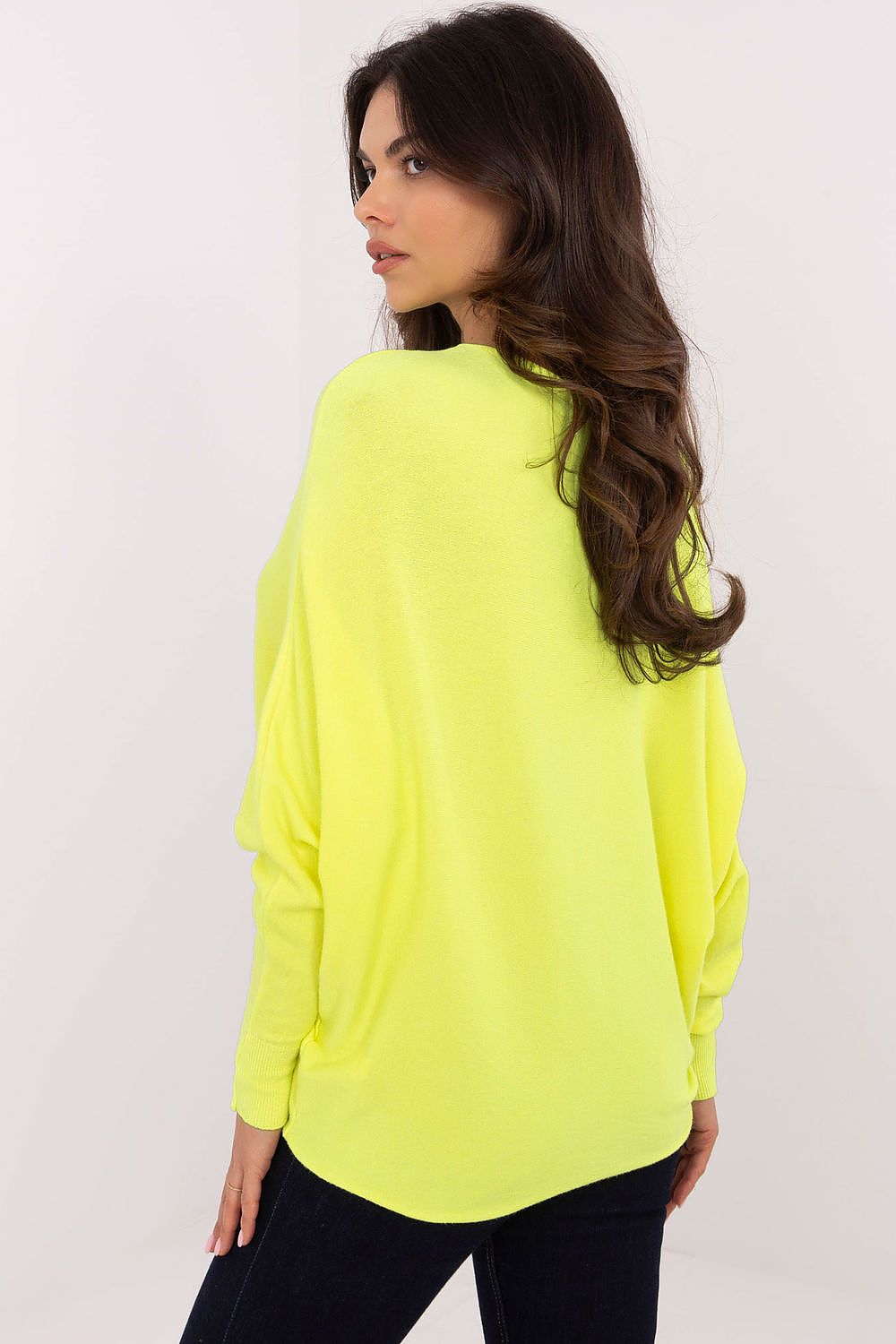  Pulover model 203810 Italy Moda 
