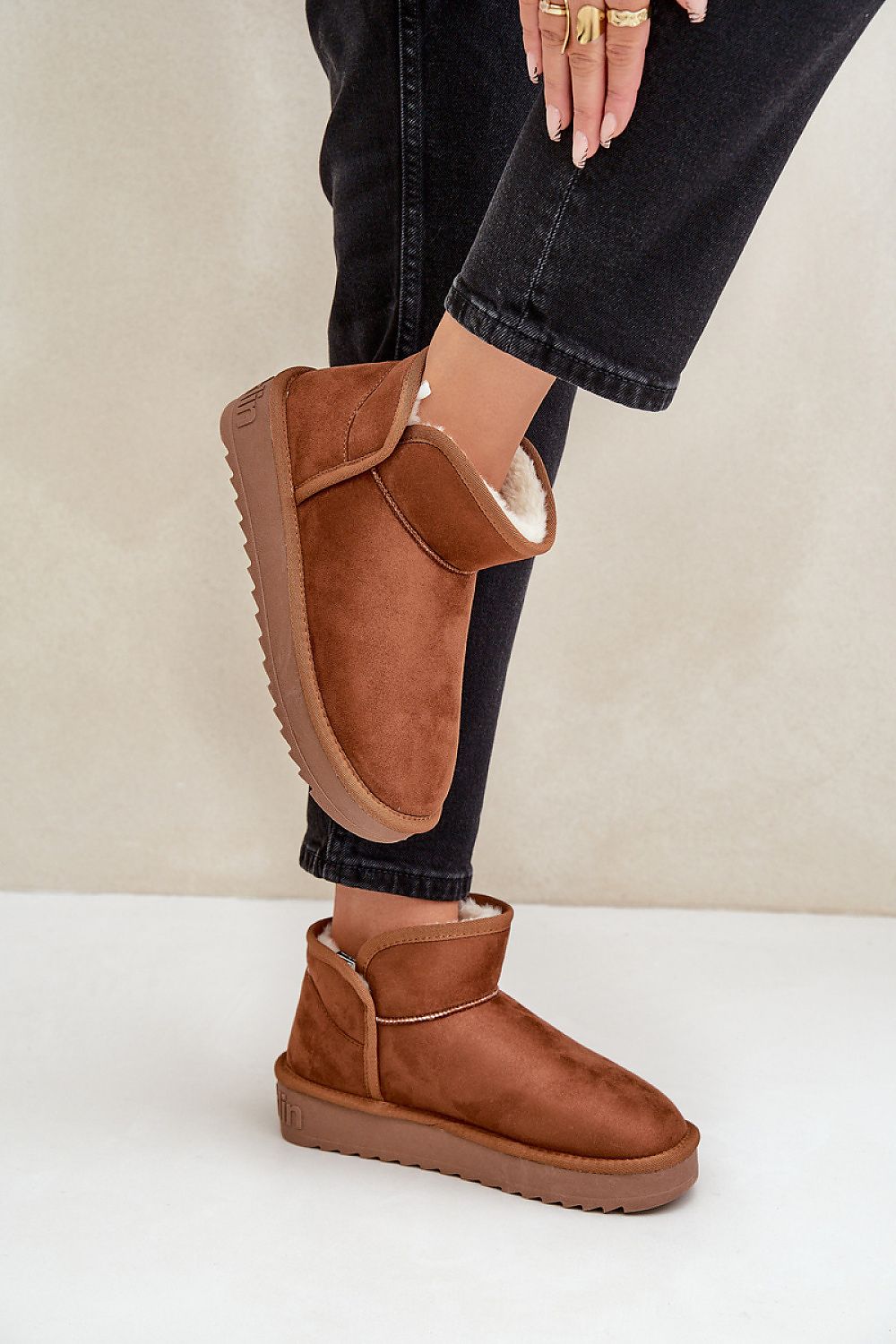  Moon boots model 203886 Step in style 