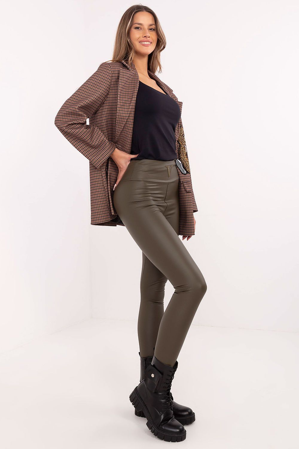  Legginşi model 204134 NM 