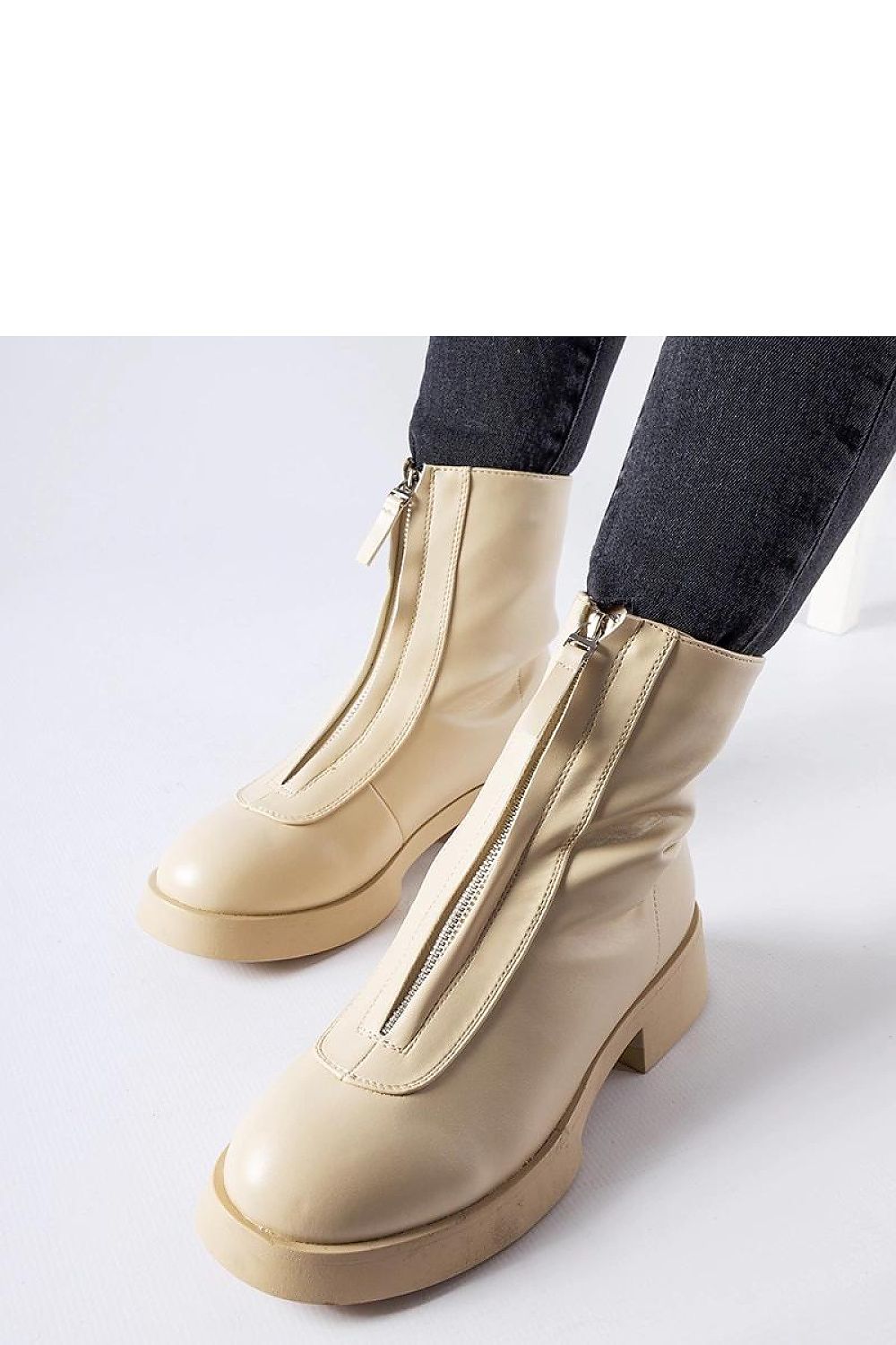  Botine model 204533 Solea 