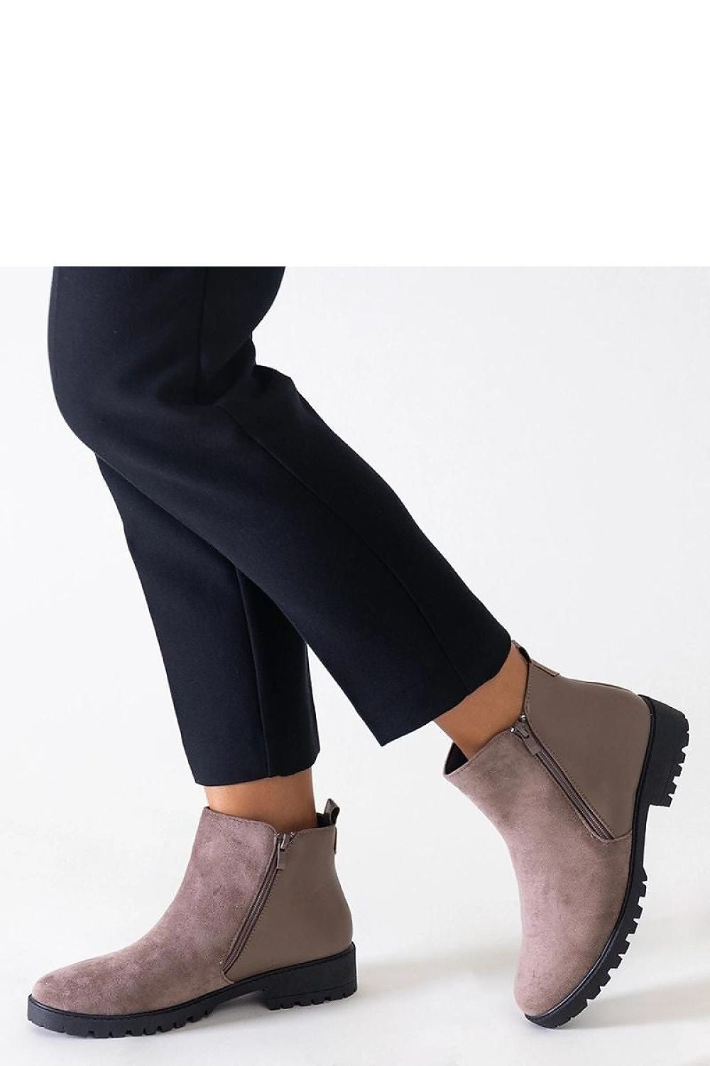  Botine model 204573 Solea 