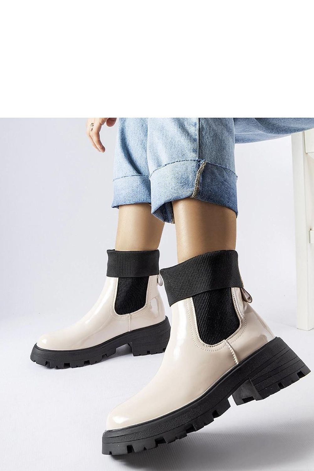  Botine model 204616 Solea 