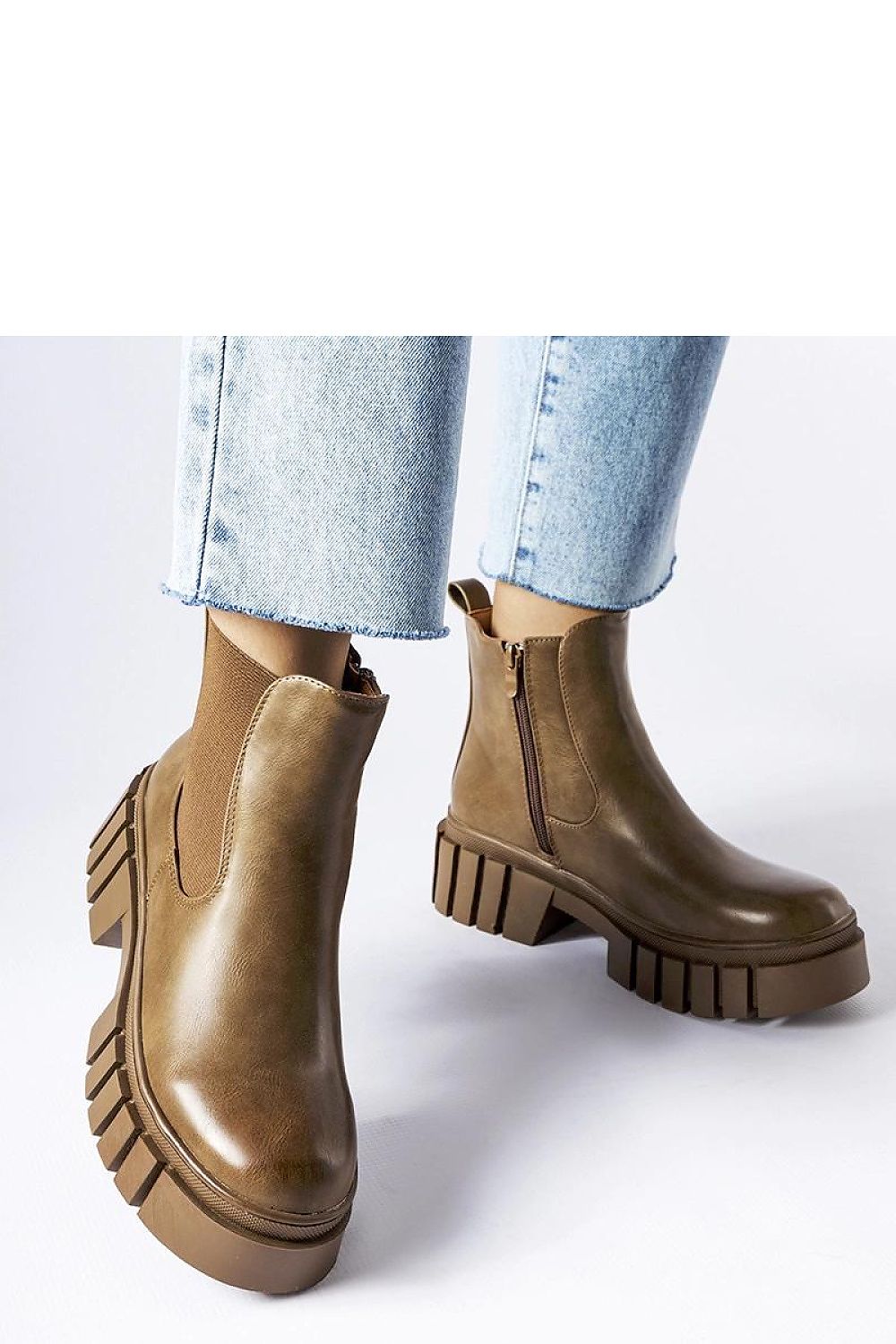  Botine model 204619 Solea 