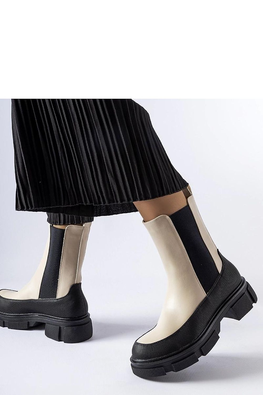  Botine model 204622 Solea 