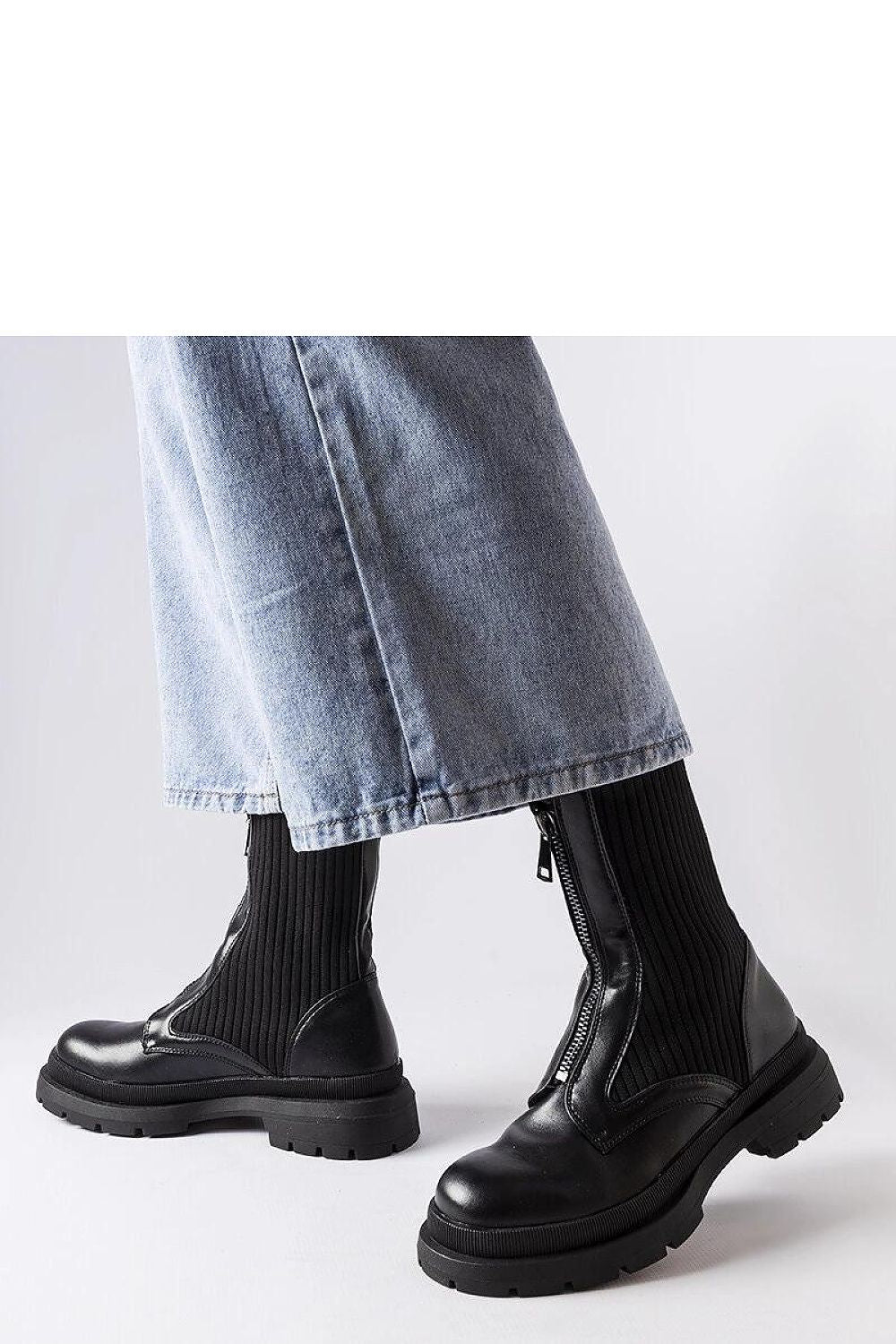  Botine model 204626 Solea 