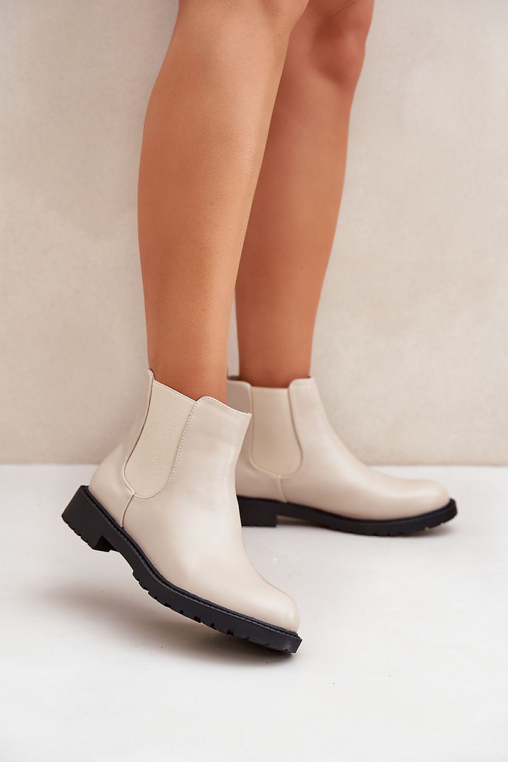  Ghete model 204689 Step in style 
