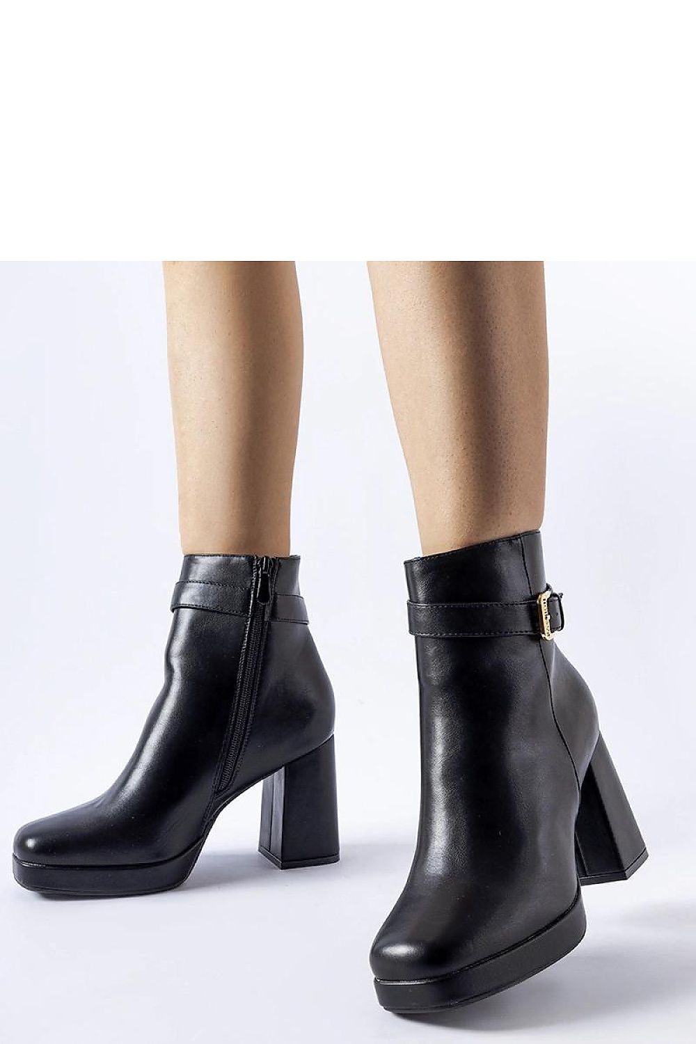  Botine cu toc model 204725 Solea 