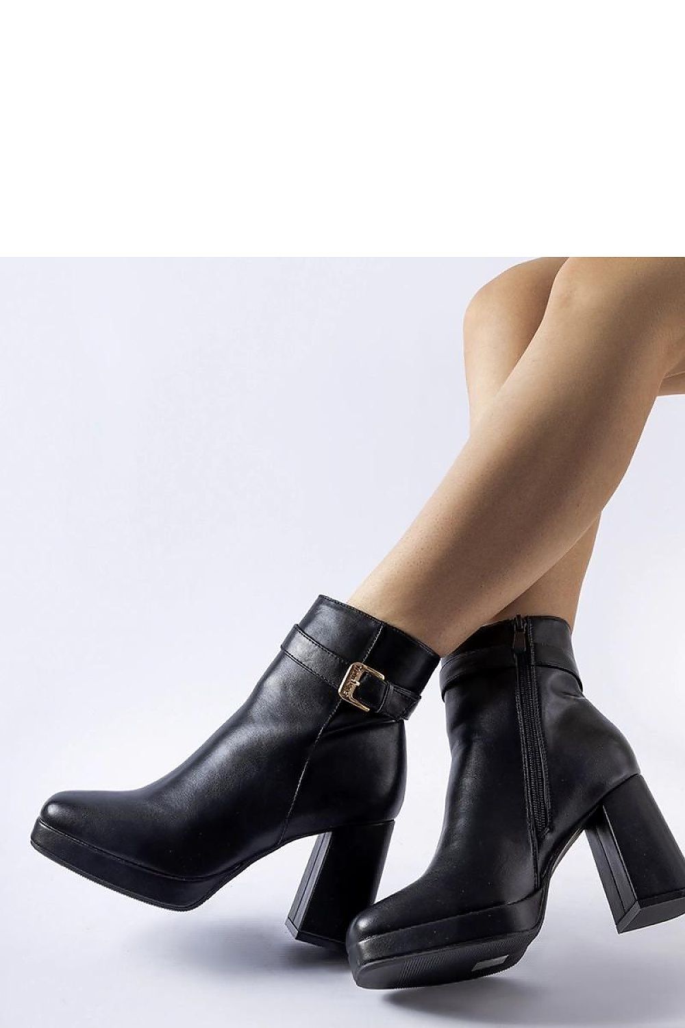  Botine cu toc model 204725 Solea 