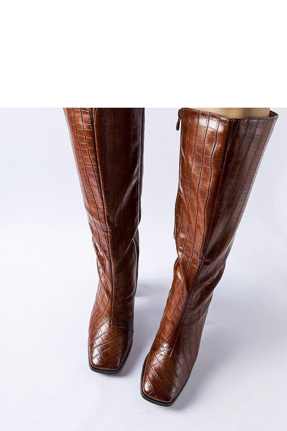  Cizme cu toc model 204729 Solea 
