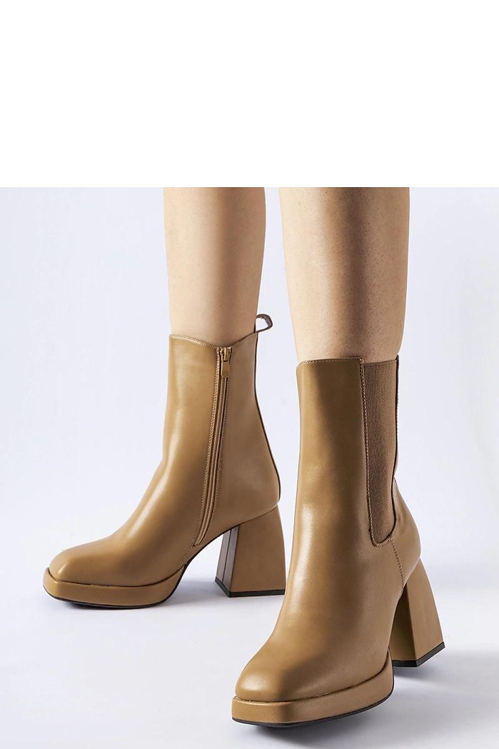  Botine cu toc model 204732 Solea 