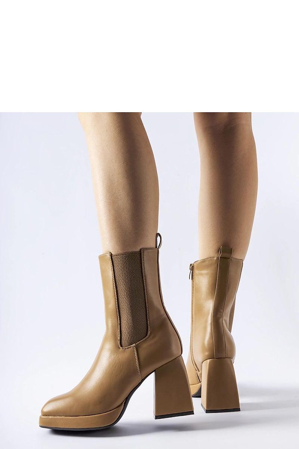  Botine cu toc model 204732 Solea 