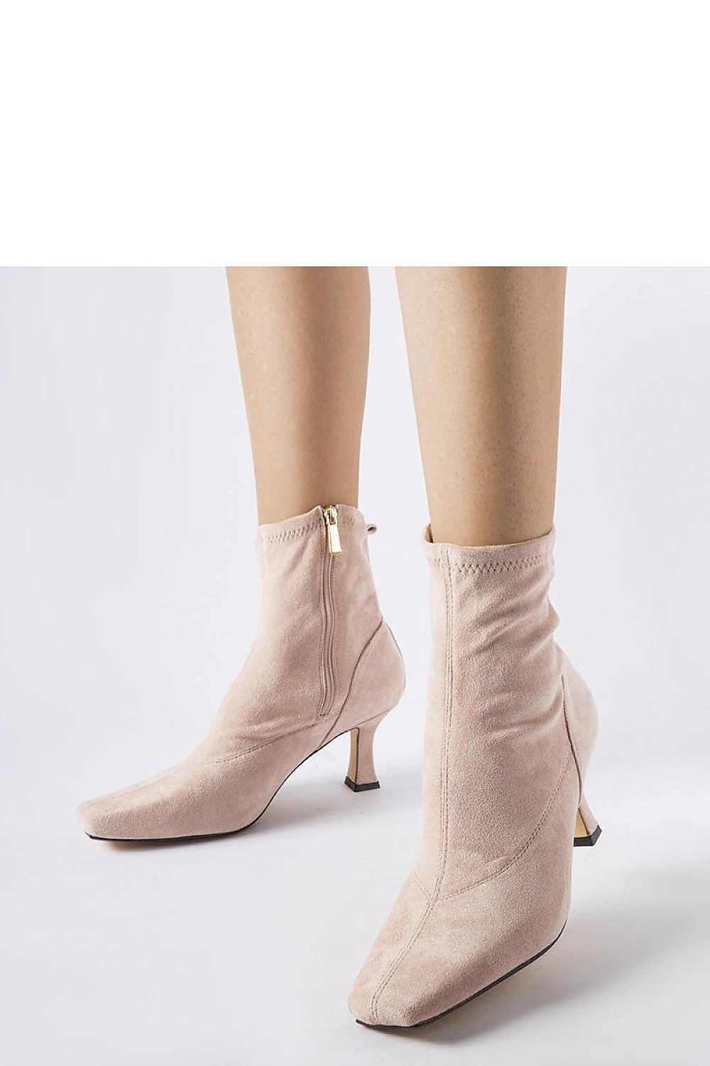  Botine cu toc model 204738 Solea 
