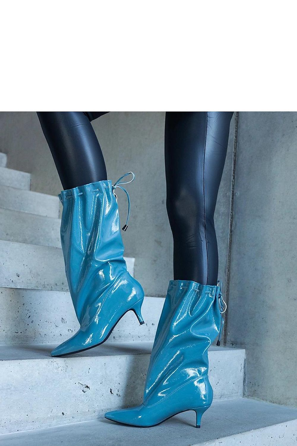  Botine cu toc model 204742 Solea 
