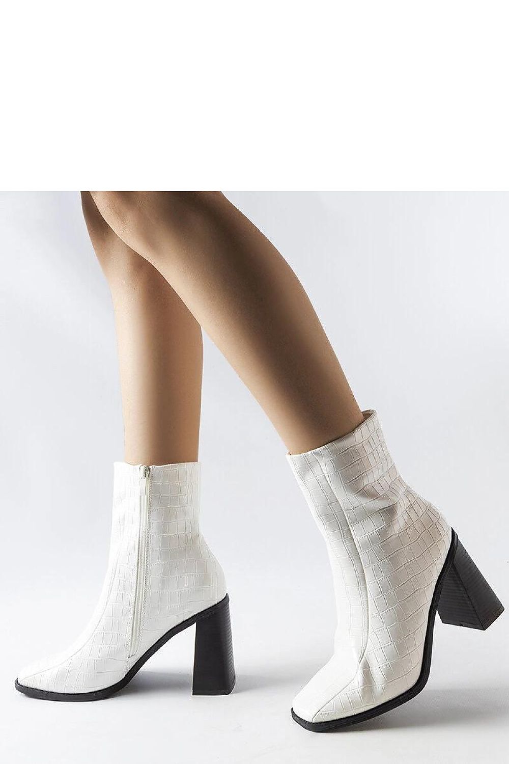  Botine cu toc model 204772 Solea 