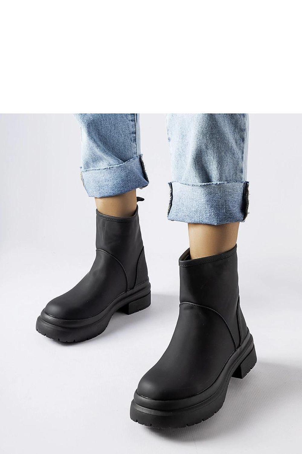  Botine model 204835 Solea 