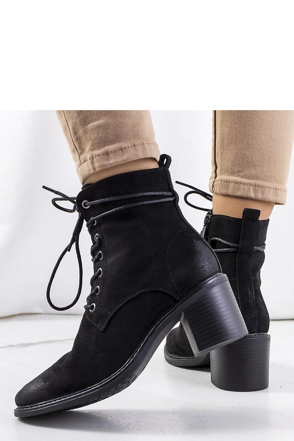  Botine cu toc model 204856 Solea 