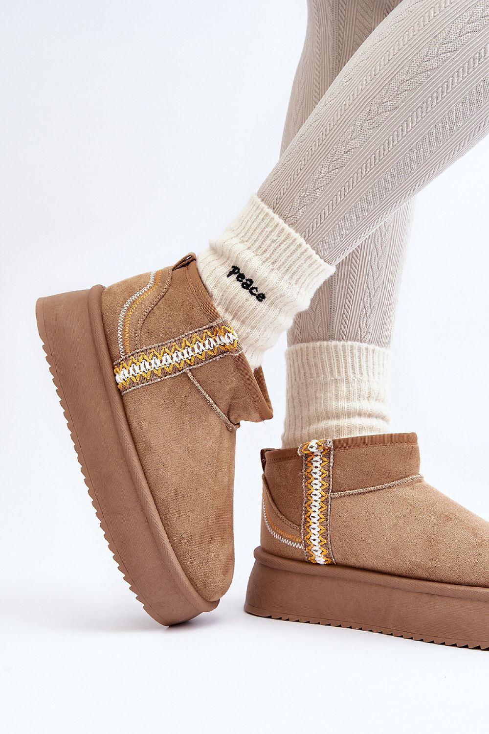  Moon boots model 204880 Step in style 