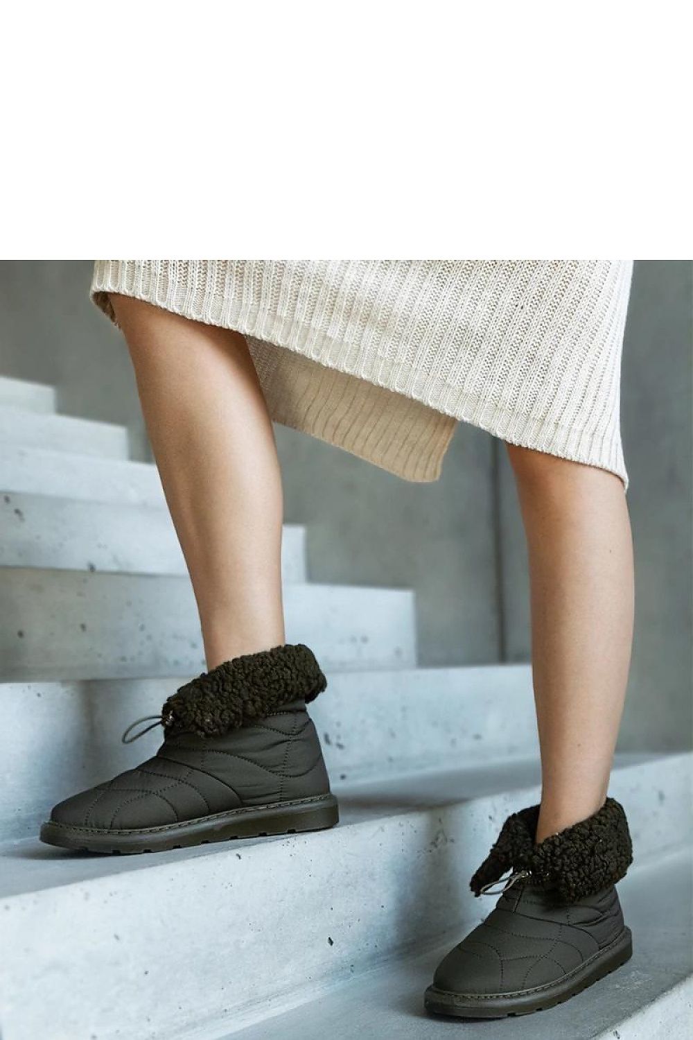  Moon boots model 205030 Solea 