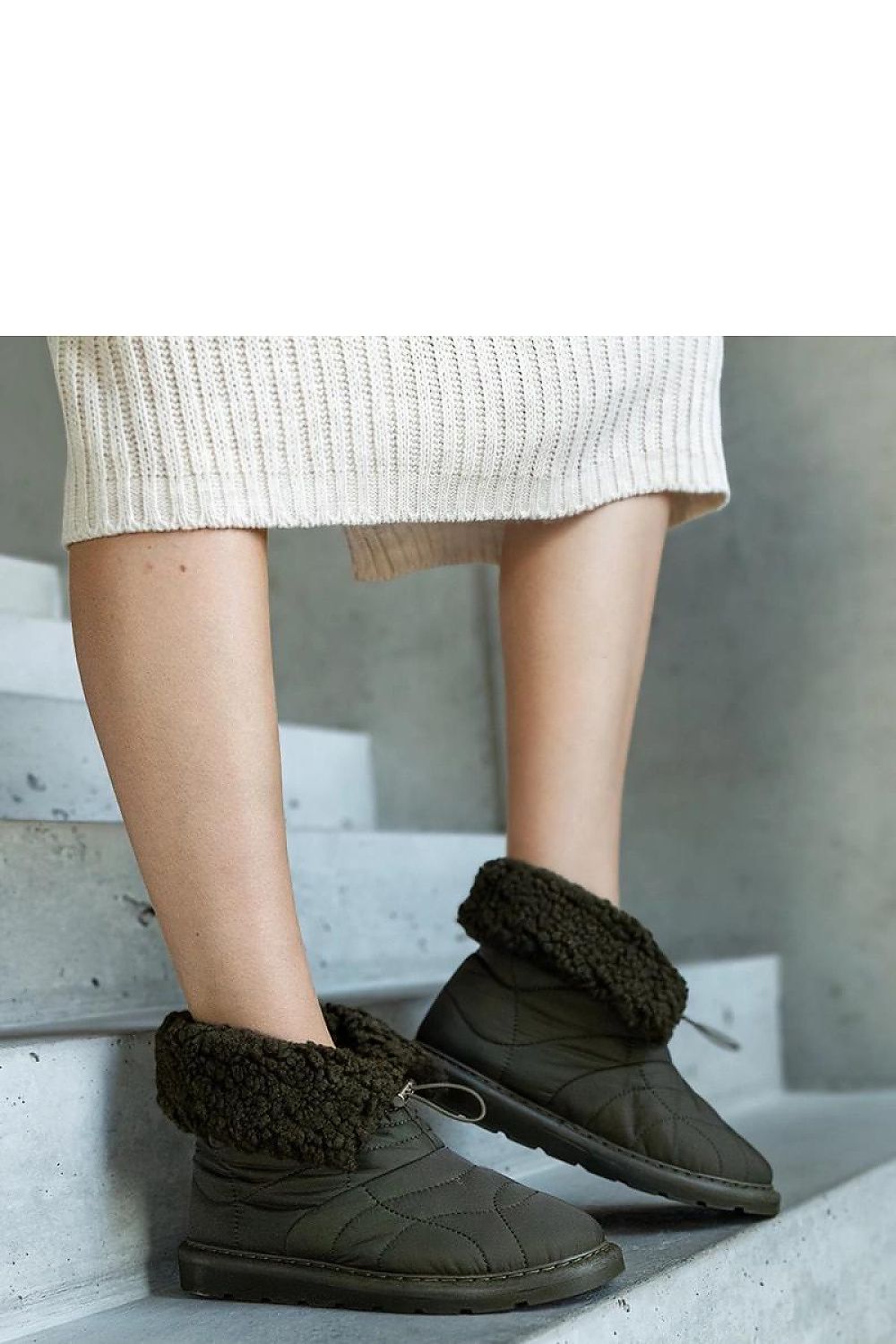  Moon boots model 205030 Solea 
