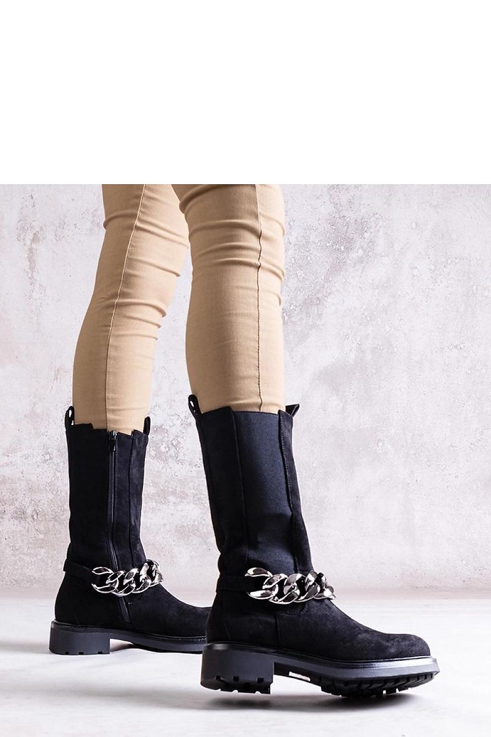  Botine cu toc model 205040 Solea 